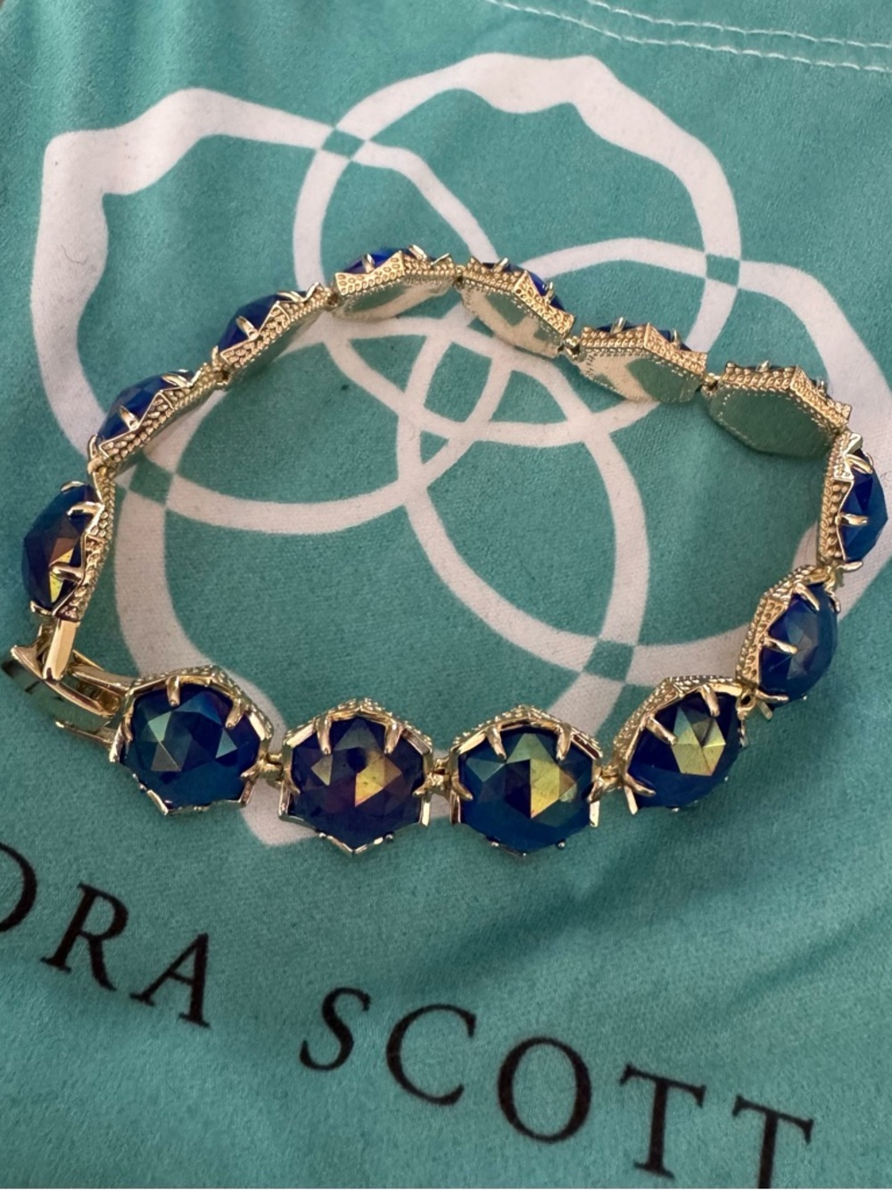 Kendra Scott Grace Bracelet - Picture 8 of 8